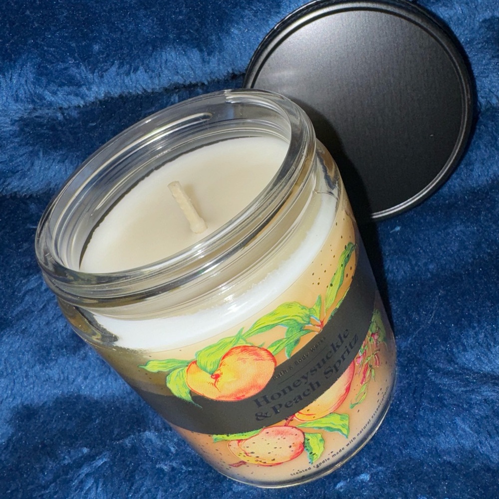 NWT Bath & Body Works Honeysuckle & Peach Spritz 1 Wick Candle Summer 🍑🍯🕯️